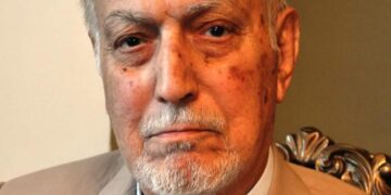 غالب خلايلي يستذكر علّامة دمشق ابراهيم حقي بعد صعوده الى باريه:103 أعوام قضى جلّها في محراب الطب والأدب…