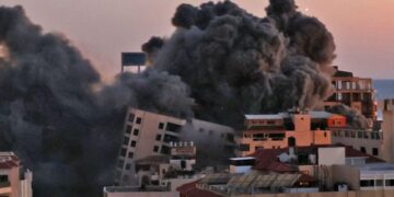 التداعيات الإقتصادية  والمالية والإجتماعية  على قطاع غزة  في كلّ من اسرائيل… مصر ولبنان!  الخوف على مطار بيروت  ومحمد الحوت يُطمئن…