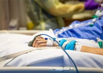 تولّى الإنقاذ مستشفى سعودي… مريض عشريني عُولج وشُفي من داء نادر نتج عن نقص في معدلات البوتاسيوم…