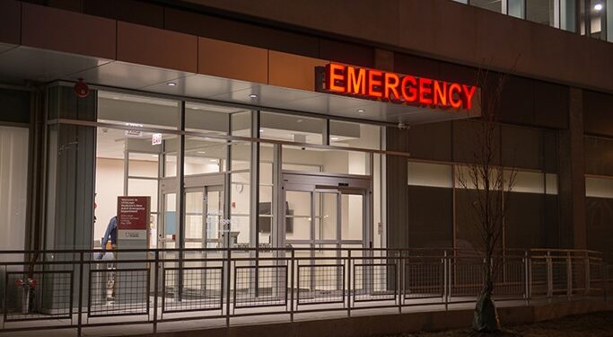 جراحة دقيقة لترميم عظم جمجمة رجل بالسعودية بعد حادث مروري أدى  إلى نزيف شديد بالمخ..