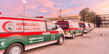 20 سيارة اسعاف مجهزة طبياً ترسلها السعودية تباعاً الى قطاع غزة مع طائرات إغاثية للمتضررين…