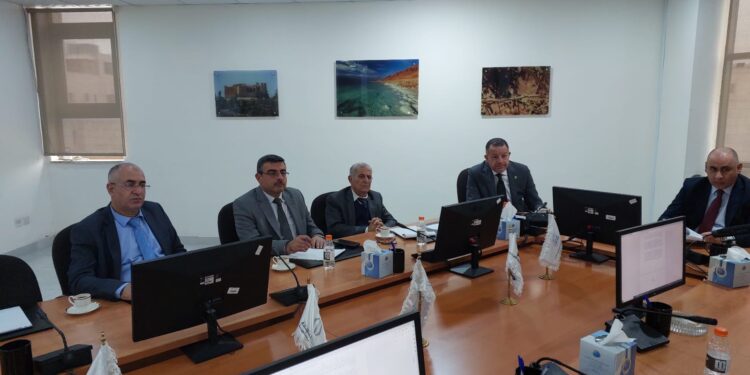 لجنة التأمين البحري في الإتحاد الأردني لشركات التأمين تبحث في توفير تغطيات لشركات تخليص بضائع بواخر الشحن…