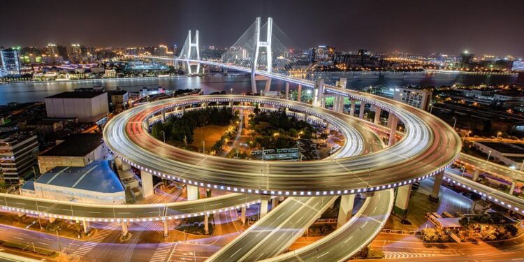 برنامج الحياة ينمو في الصين مدفوعاً بتزايد عدد السكان الأثرياء وزيادة الوعي بالحماية الصحية والمالية وتحوّل المجتمع فيها