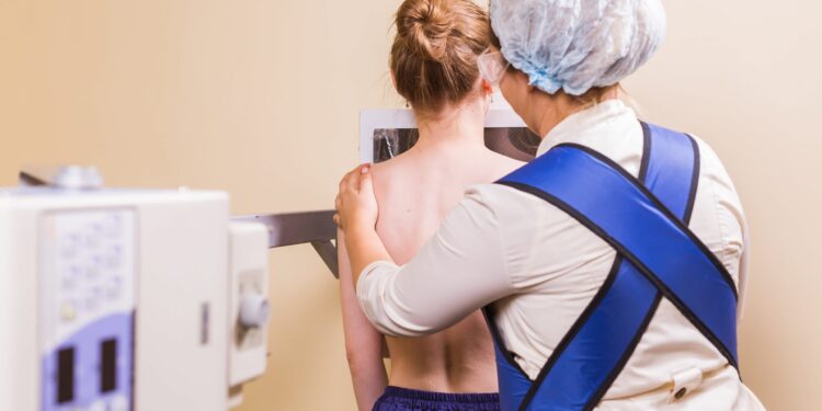 الذكاء الإصطناعي يتفوّق طبياً: يكتشف السرطانات قبل سنَتَيْن من حصولها…