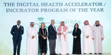 جائزة دولية تذهب الى صرحَيْن سعوديَيْن استشفائي وبحثي لجهودهما في خدمة الرعاية الصحية بأحدث التقنيات الطبية…