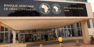البنك الإفريقي للتنمية  يدعم القطاع الخاص  مباشرين وغير مباشرين  لا سيما الشركات المملوكة من النساء…