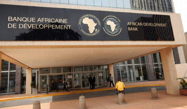 البنك الإفريقي للتنمية يدعم القطاع الخاص مباشرين وغير مباشرين لا سيما الشركات المملوكة من النساء…