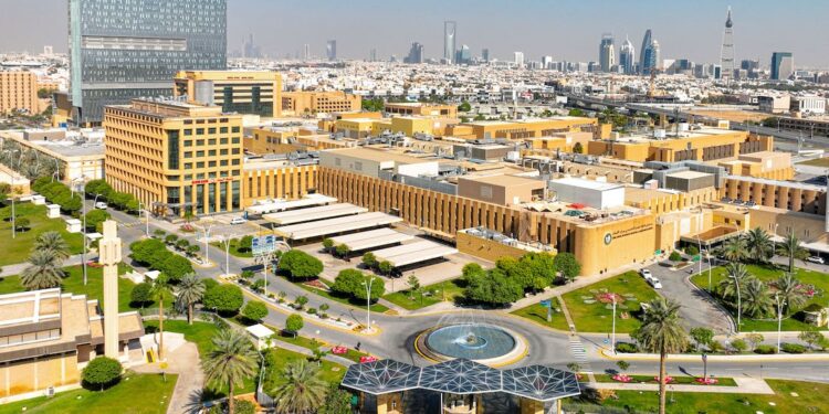 “التخصصي” مستشفى ومركز أبحاث يحصدان للمرة الثالثة جائزة “الصحة الرقمية الأكثر اتصالاً”…