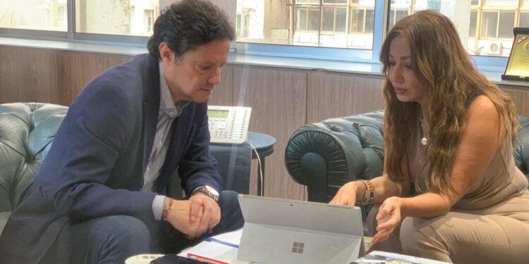 بعد توسّع دائرة الإعتداءات على أهل القلم والميكروفونات.. مبادرة لريميال نعمة لجمع فئات دم الإعلاميين..