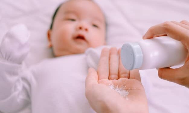 جونسون أند جونسون تواجه دعوى بشأن بودرة Talc وتقبل بتسوية قيمتها 700 مليون دولار!