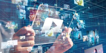 وفق مجلة C.E.O World… الإمارات: خامسة عالمياً في استقطاب مَن يرغب العمل عن بُعد والسادسة كبلدٍ آمن للتقاعد…