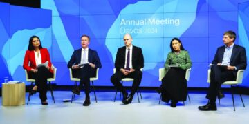 تزامناً مع منتدى دافوس…منظمة Oxfam لحقوق الإنسانترفع الصوت وتقول:يجب فرض ضريبة على ثروات أصحاب الملايين والمليارات…