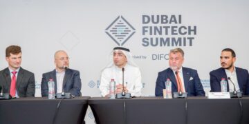 دبي تستعد لقمة التكنولوجيا المالية بجلسة حوار بين 30 من قادة القطاع… للمرة الأولى: كأس عالمي تُقدّم للشركة الفائزة بالتكنولوجيا المالية في أيار المقبل
