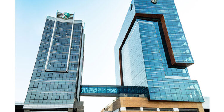 مبادرة مصرفية يقوم بها  “بنك دبي الإسلامي” DIB:  وطّن راتبك في حساب EXTRA  وخُذْ من الجوائز المالية ما يدهشك!