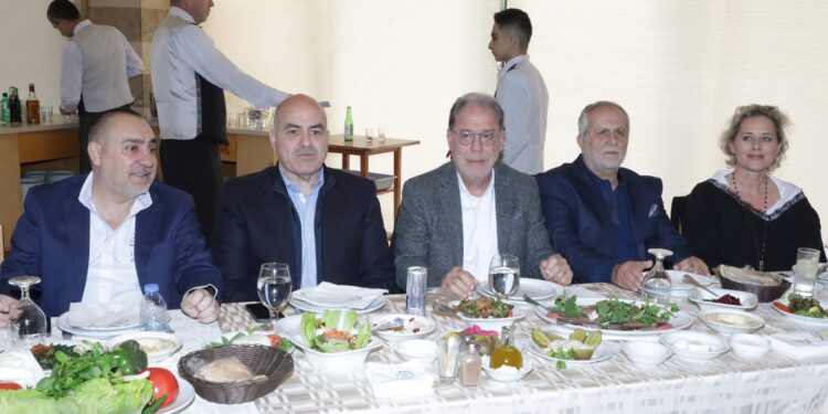 حفل غداء “المشرق” تكريماً للمدراء والموظفين تحوّل منصّة لدحض مزاعم وزارة الاقتصاد بحق الشركة… الكسندر ماطوسيان: أمام الوزير سلام حليّن الاستقالة أو …!