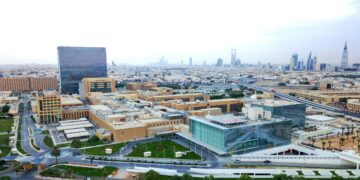 “التخصصي” يُطلق خدمة جديدة: توصيل الأدوية الحيوية الى المرضى بالتعاون مع البريد السعودي “سبل”…