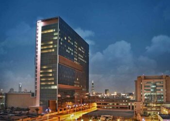 6 جوائز للتخصّصي تؤكد ريادتهفي تقديم رعاية صحية آمنة..