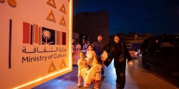 السعودية تكرّم شعراءها القدامى بتوثيق مواقع تواجدهم في المملكة.. من هؤلاء: ليلى وقيس زهير بن أبي سلمى والشنفرى لبيد بن ربيعة وأمرء القيس..