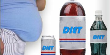 لأنها تؤهّب لعدم انتظام ضربات القلب تجنّب مشروبات “الدايت” والعصائر المحلاة…