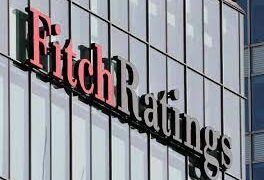 Fitch: بنوك السعودية تتفوّق على الإماراتية …في إصدار ديون الدولار