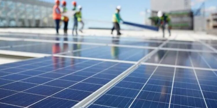 الطاقة الشمسية وطاقة الرياحباتا يُشكّلان 30 بالمئة من عملياتتوليد الكهرباء في العالم…