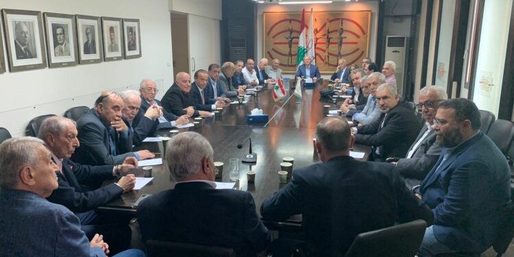 القطاع التجاري يتمسّك بالبنية القانونية القائمة للإيجارات غير السكنية ويقترحمضاعفة بدلات الإيجارات الراهنة مرحلياً