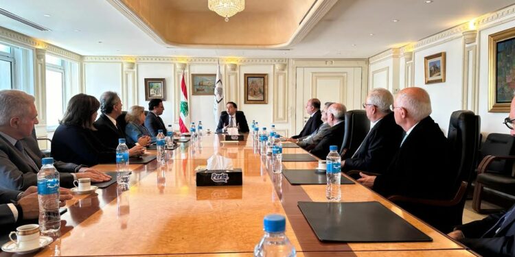 اجتماع مثمر بين MIDEL ومنصوريخرج بـ 5 توصيات للتطبيق و…الازمكحل: منحتنا FATF فترة سماحفاذا لم تحرّك الحكومة ساكناً  قد يوضع لبنان على القائمة السوداء…