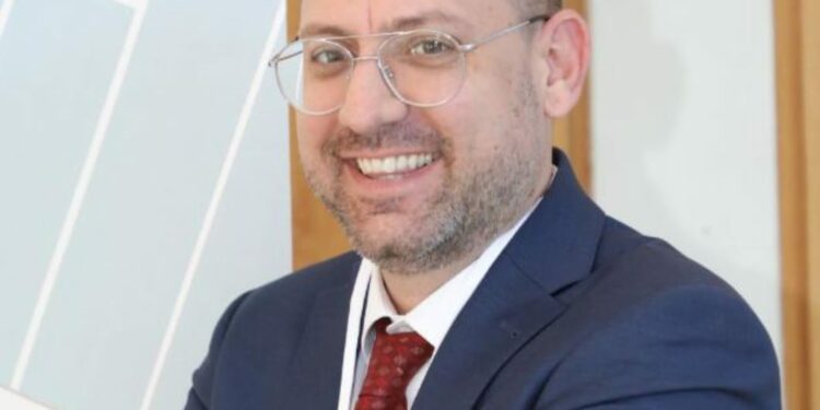 مارك طرزي يُحاضرفي المؤتمر الـ 11 لـ LSMS