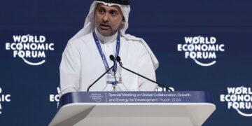 على هامش “المنتدى الإقتصادي العالمي”.. مذكرة تفاهم بين السعودية ومؤسسة بيل وميلندا غيتس لمراقبة الأمراض ودعم صناعة اللقاحات وتوفير حلول صحية آمنة…