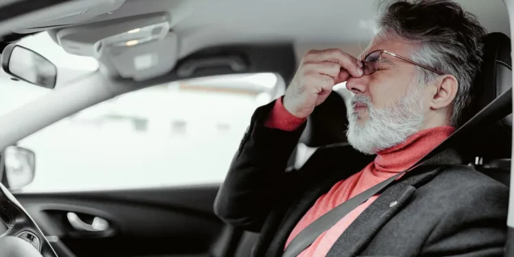 هل أنت في عمر متقدموتعاني “الصداع النصفي”؟إذا كان جوابك نعمفأنت عرضة 3 مرات أكثرلحادث اذا كنت تقود سيارة!