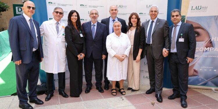 يوم لمرض التصلّب المتعدد (MS) في مستشفى رزق الجامعي: طبيب عزف على البيانو ليؤكد أن “الموسيقى خيار علاجي…”