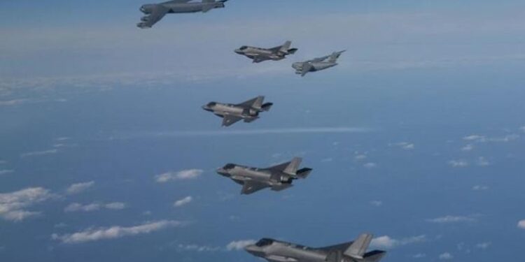 حروب المسيّرات.. هل ينطفئ وهجها؟كوريا الجنوبية تُطلق “ليزر” مدمراً لهابأشعة ضوئيةفي مدة لا تتعدى 20 ثانية!