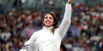 مع أنها حامل في شهرها السابع..المصرية ندى حافظتبارزت بالسيف العربيلثالث مرة في الأولمبياد:ربحت في جولة وخسرت في اخرى…