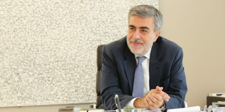 في ذكرى تأسيسها الخمسين ماذا تخبئ “أروب” مستقبلاً لعملائها؟ فاتح بكداش: كنا الأوائل في تقديم خدمات التأمين الرقمي ومستمرون في الإستثمار بالتكنولوجيا لتقديم خدمات متميّزة والتركيز على النمو المستدام…