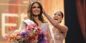 صمّاء تفوز بعرش ملكة جمال افريقيا..