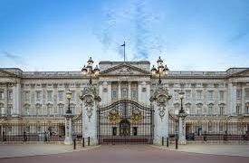 “الحق عَ الطليان” أقصوصة ساخرة…