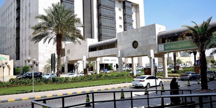 مدينة الملك فهد الطبيةتُطلق تقنية مبتكرة Ambulatory EEGتتيح تسجيل النشاط الكهربائي للدماغ..