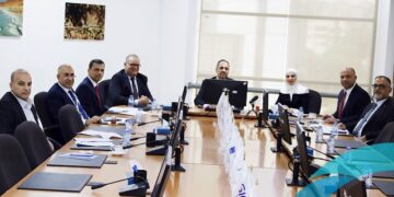 الهيئة التنفيذية للجنة القانونية في الإتحاد الأردني لشركات التأمين تناقش المسودة الأخيرة لمشروع قانون التأمين  الوارد من المركزي…