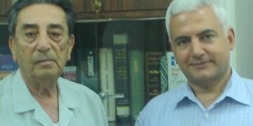 في زمن الرقمنة والإبتذال والسطحية والجهل بلغتنا العربية الجميلة… تعرّفوا الى الكبار كيف كانوا يراسلون… (1 من 2)