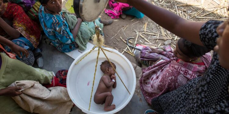 في تقرير جديد للبنك الدولي.. 26 دولة فقيرة مثقلة بالديون ودخل الفرد السنوي فيها حوالى الف دولار!