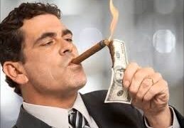 يتفاخرون بالتسميات ويغضون الطَرْف عن الكفاءة والإنجازات.. د. الياس ميشال الشويري: الألقاب في لبنان وسيلة للفساد والمحسوبية!