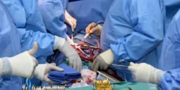 مشارك في المؤتمر الدولي السادسحول “الحماية القانونية والتشريعات“للمعاملات الإلكترونية يرفع الصوت:ماذا لو وقع خطأ طبي”عند الإعتماد على الذكاء الإصطناعيفمن تراه المسؤول؟”