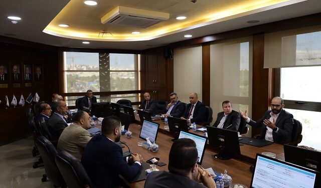 انجاز مواد المرحلة الأولىمن “دبلوم التأمين” الأردنيواللجنة الإستشارية تُثني بعد الإطلاع..إجتماع ثانٍ نهاية نوفمبرتحضيراً لبدء الدراسة والتدريب..