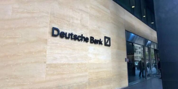 “دويتشه بنك” يصرف من العملكبار من المدراء والموظفينسعياً الى تخفيض المصاريف…