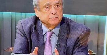 رئيس مصرف الإسكان يُبشّر بوصول دفعة ثانية من قرض الصندوق العربي للإنماء… حبيب: مستمرون في المساعدة وجائزة التميّز قدمتها للبنانيين…