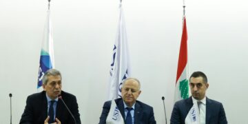 بمناسبة مرور 150 عاما  على تأسيس جامعة USJ ..   بطاقة مسبقة الدفع يطلقها القدامى  بالتعاون مع فيزا و بلوم بنك…