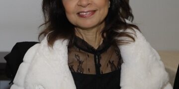 La Phenicienne تُطفئ الشمعة الستين وبسفينة صلبة تُبحر نحو المئة..  طنوس فغالي مدماكها الأساس  وكريمته كارول تسلّمت منه المشعل…