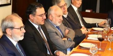 MIDEL  تلتقي سفيرة الإتحاد الأوروبي  حول طاولة حوار-غذاء.. د. فؤاد زمكحل: لبنان بحاجة الى مساعدة البنك الأوروبي فيما نحن نشهد أشعة نور من النفق!