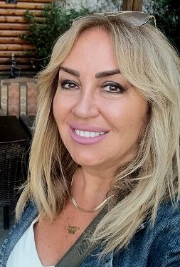 يوم المرأة العالميفي قاعة بلدية سن الفيل:معرض ومحاضرات بمشاركة سيدات أعمالوإفطار ودعم مبادرة تعليمية..كارول حبيقة: ندعو كل سيدة طموحةللإنضمام الى هذه التجربة الإستثنائية…