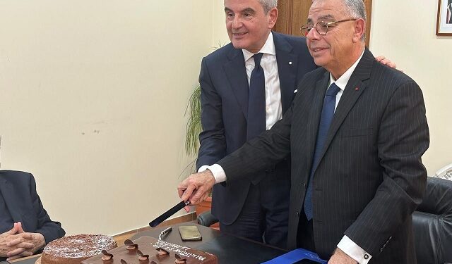 الرابطة المارونية تكرّم وزير الطاقةوتستمع الى برنامج عمله..عيسى الخوري:ماضٍ في مكننة الإدارة والحوكمةللحدّ من هدر الكلفةوأسعى الى تخفيض فاتورة الكهرباءعلى الصناعيين..